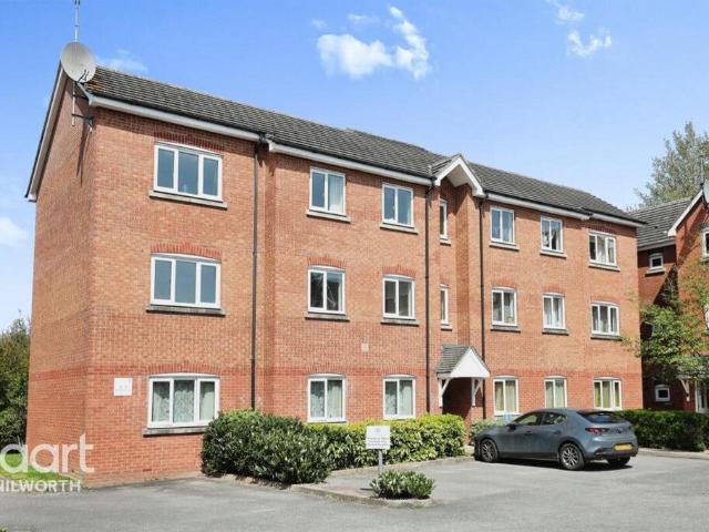 Flat for sale in Green Close, Warwickshire