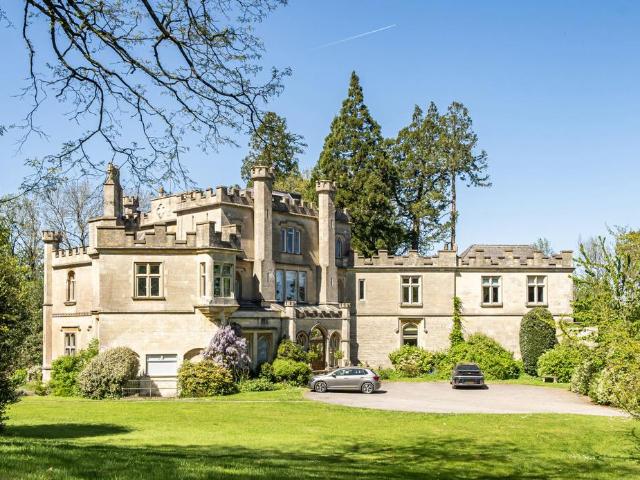 Flat for sale in Lower Hamswell, Doynton