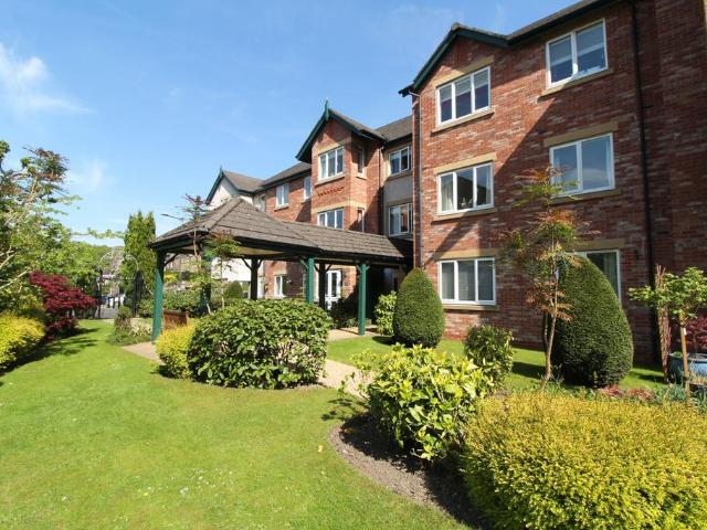 Flat for sale in Ludworth Houses, Marple Bridge