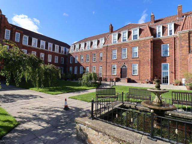 Flat for sale in Hunmanby