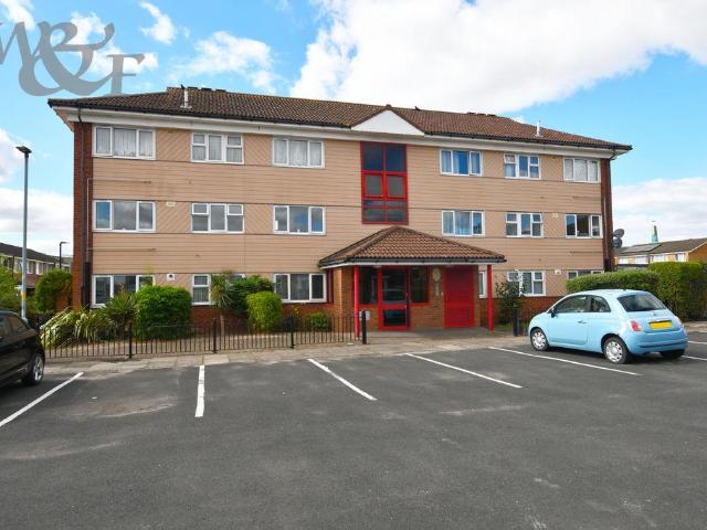 Flat for sale in Minworth, Birmingham