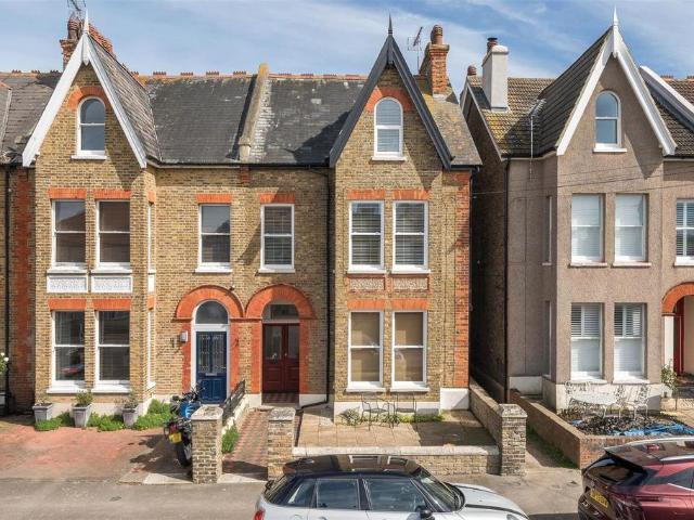Flat for sale in Mickleburgh Hill, The Bridge