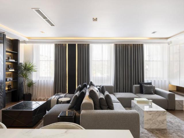 Flat for sale in City of Westminster, Greater London