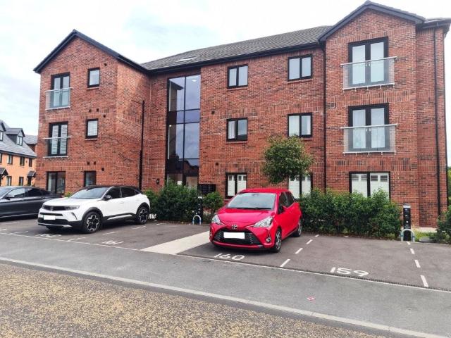 Flat for sale in Greenheys, Greater Manchester