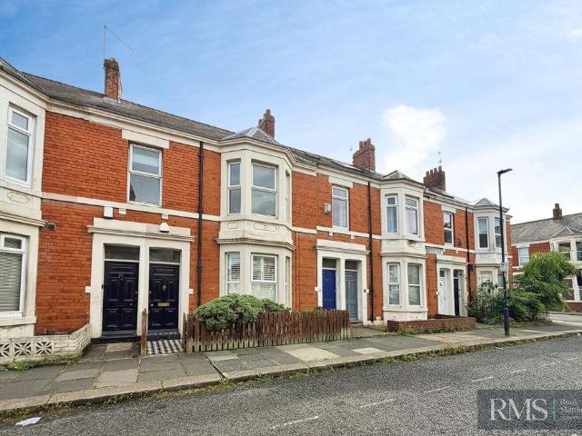 Flat for sale in Jesmond, Tyne And Wear