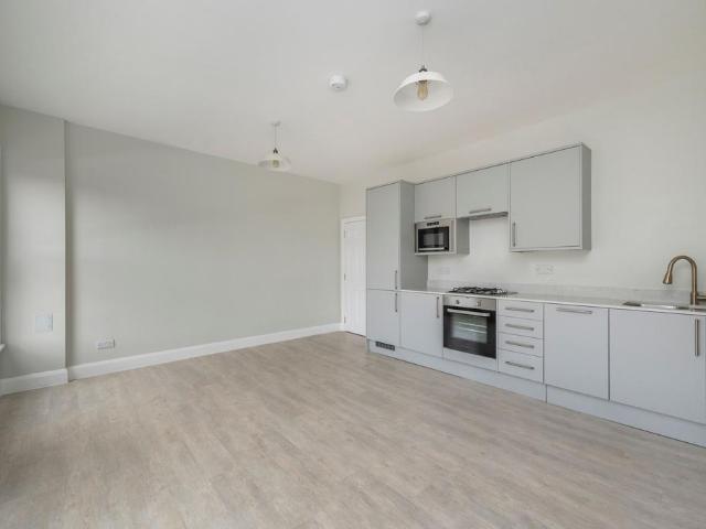 Flat for sale in London Borough of Lewisham, Greater London