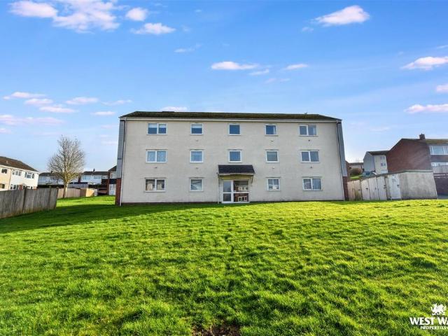 Flat for sale in Albert Town, Haverfordwest