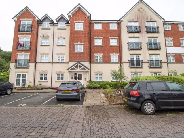 Flat for sale in Bank Top, Lee Bank