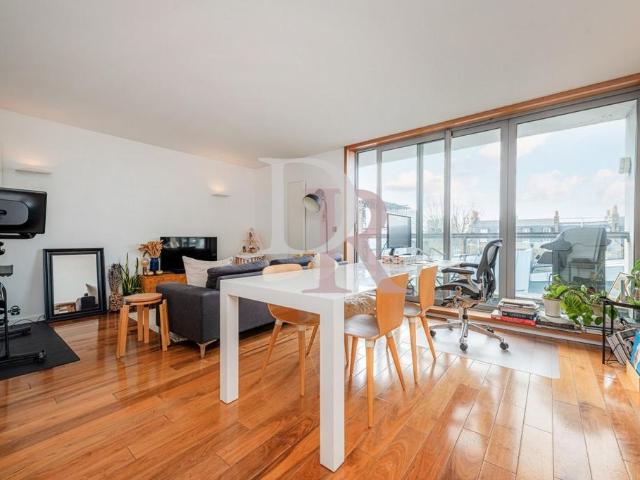 Flat for sale in Barnsbury, Greater London