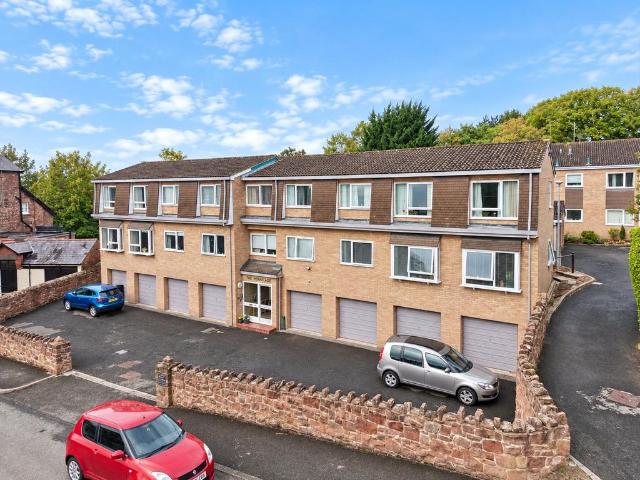 Flat for sale in Heswall, Wirral