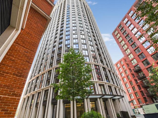 Flat for sale in City of Westminster, Greater London