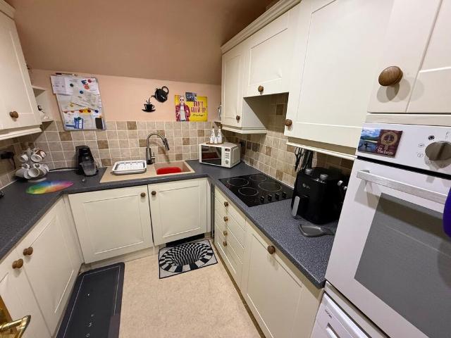 Flat for sale in Barholm, Lincolnshire