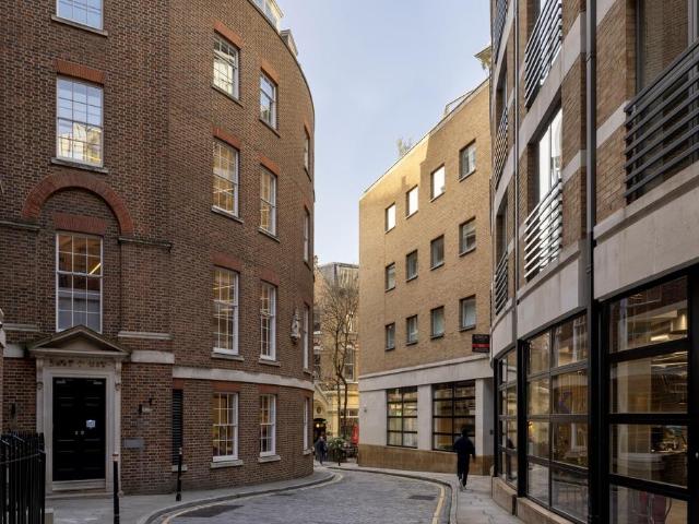 Flat for sale in Blackfriars, Lyons