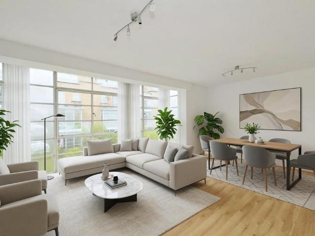 Flat for sale in Ratcliffe, Limehouse