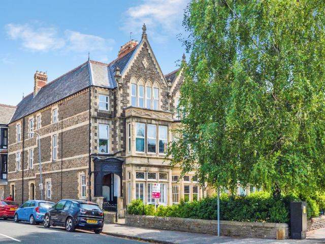 Flat for sale in Falcon Lodge, Wales