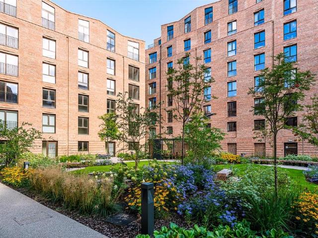 Flat for sale in High Field, York