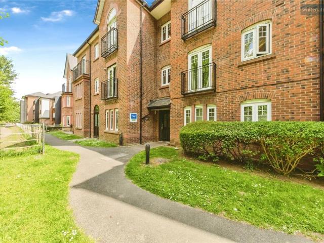Flat for sale in Kingsbourne, Nantwich