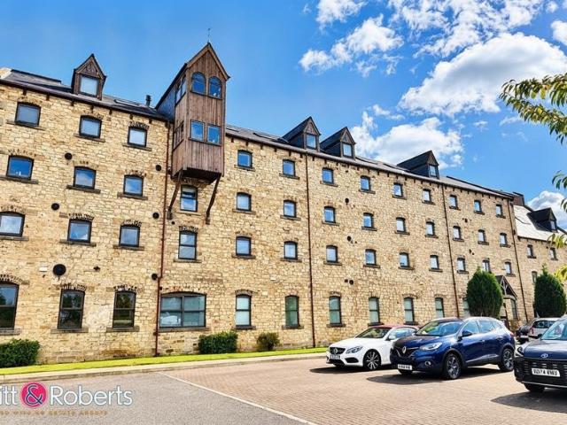 Flat for sale in Houghton-le-Spring, Sunderland