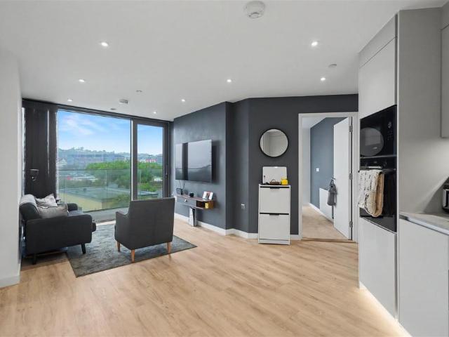 Flat for sale in St Helier, Greater London