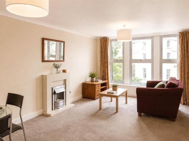 Flat for sale in Feckenham, City Of Bristol