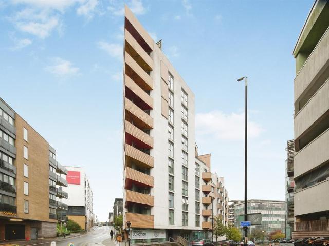 Flat for sale in Round Hill, Brighton & Hove