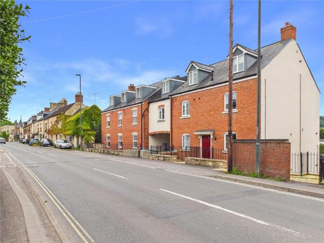 Flat for sale in Selsley, School House