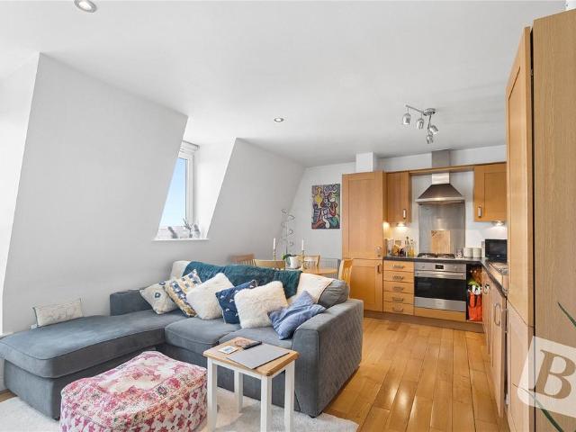 Flat for sale in Wickford