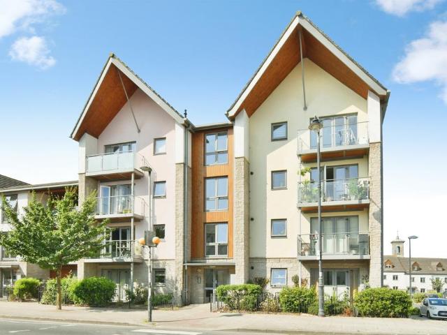 Flat for sale in Mount Wise
