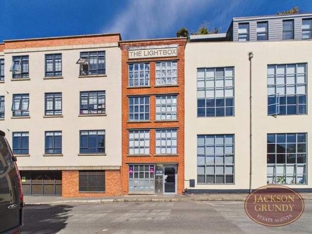 Flat for sale in Semilong, Northampton