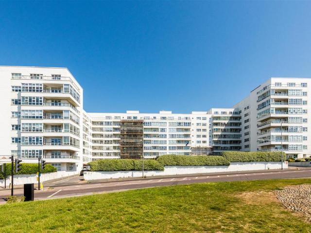 Flat for sale in Rottingdean