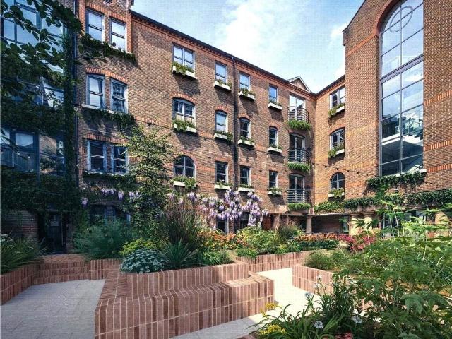 Flat for sale in Clerkenwell, Greater London