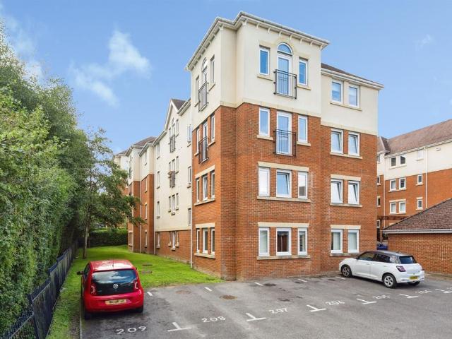 Flat for sale in Ferndale, Sandown Park
