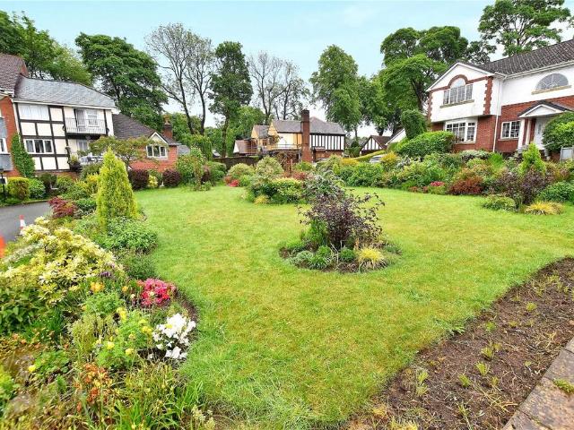Flat for sale in Spotland Bridge, Rochdale