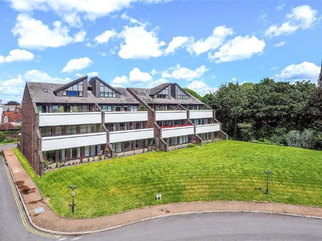 Flat for sale in Chichester, Littlecote