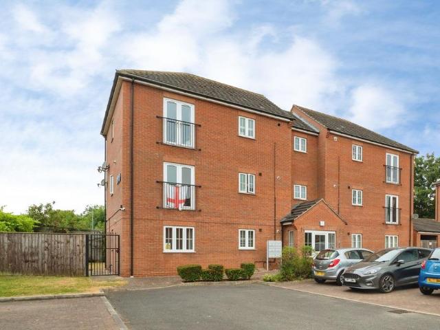 Flat for sale in Weelsby, Grimsby