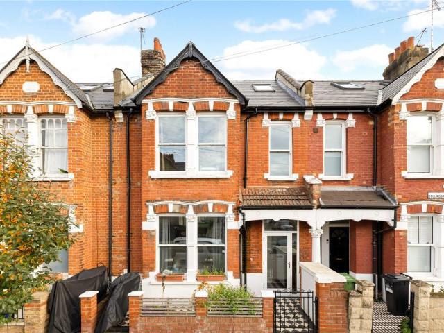 Flat for sale in Shepherd's Bush, Greater London
