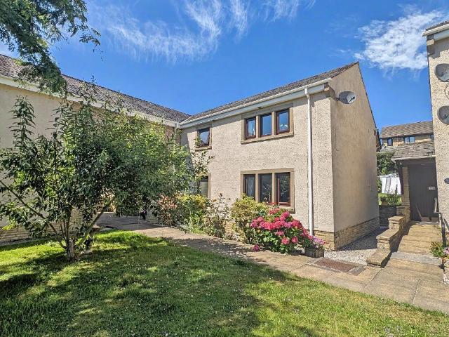 Flat for sale in Paradise, Lancashire