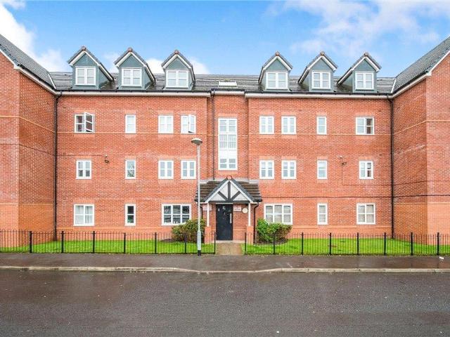 Flat for sale in Spring View, Wigan