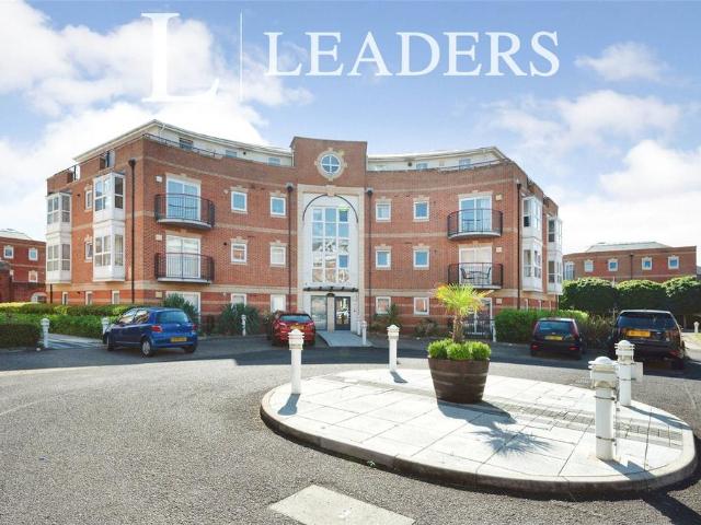 Flat for sale in Portsea, City Of Portsmouth