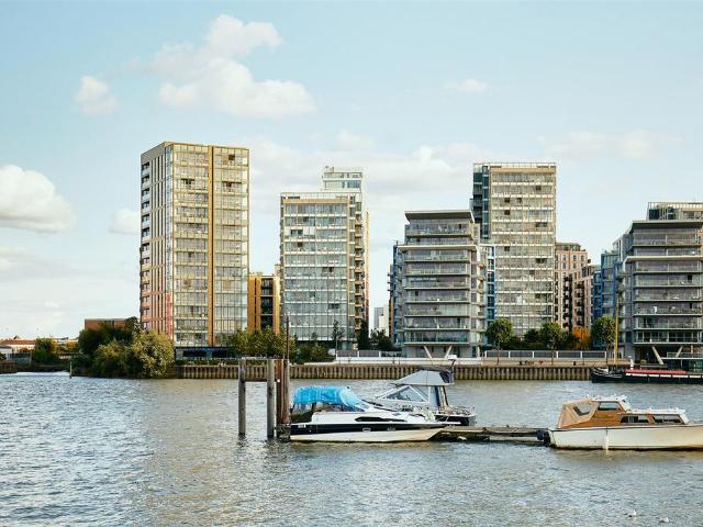Flat for sale in Wandsworth, Greater London