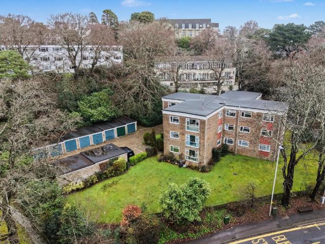 Flat for sale in Parkstone, Poole