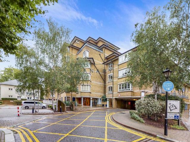 Flat for sale in Kensal Town, Maida Vale