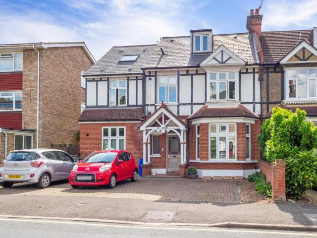 Flat for sale in Greater London