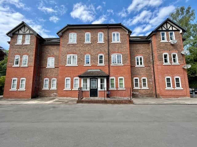 Flat for sale in Georgia, Greater Manchester