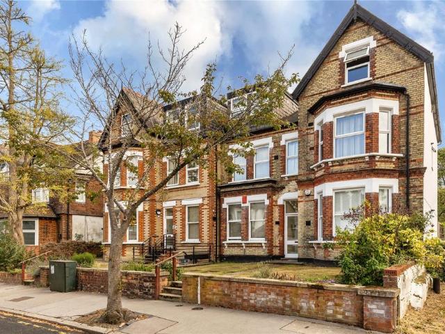 Flat for sale in London Borough of Croydon, Greater London