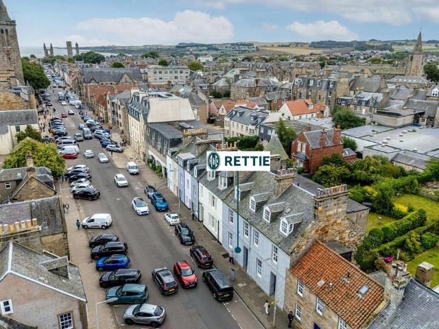 Flat for sale in St Andrews, Fife