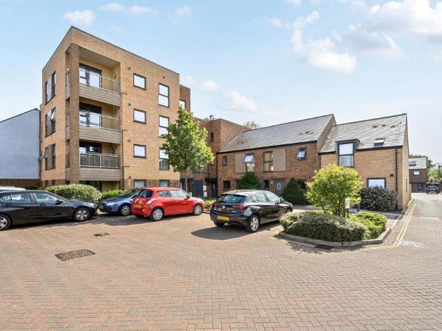 Flat for sale in Botany Bay, Isle Of Man