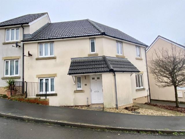 Flat for sale in Brandis Corner, Devon