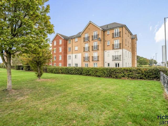 Flat for sale in Coleview, Kingsdown