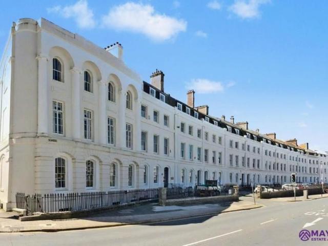 Flat for sale in West Hoe, Mount Wise